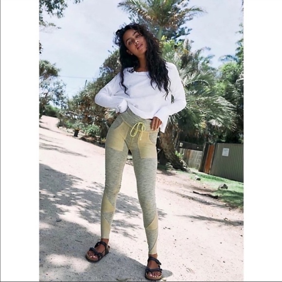 FREE PEOPLE x REVOLVE Gray Kyoto High Rise Ankle Leggings Size Small - Picture 2 of 11